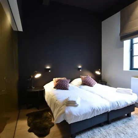 아파트 Luxurious In With Jacuzzi *
