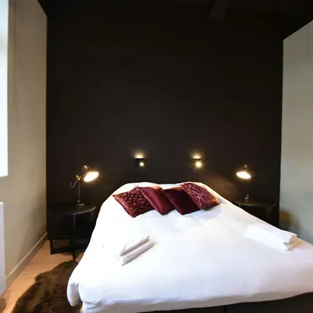 Luxurious In With Jacuzzi 아파트