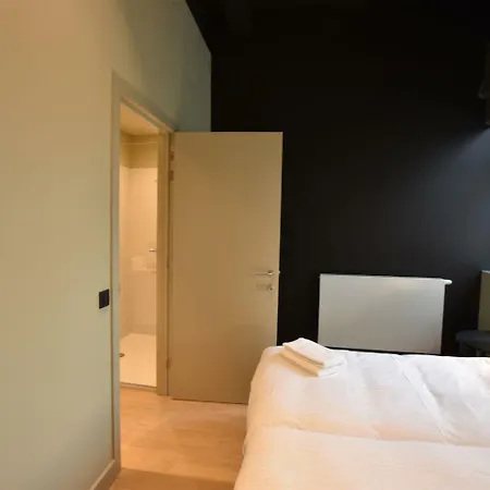 아파트 Luxurious In With Jacuzzi *