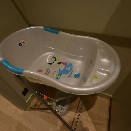 아파트 Luxurious In With Jacuzzi